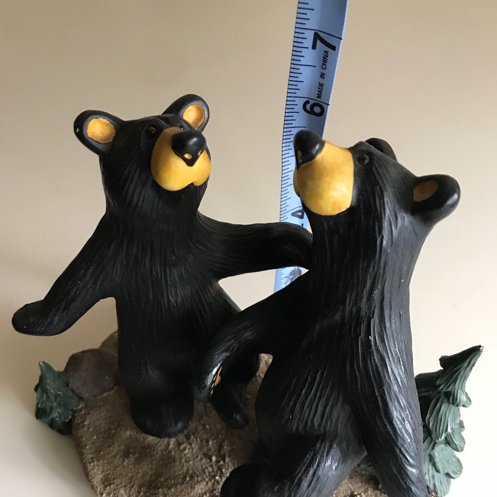 Bare foot bears